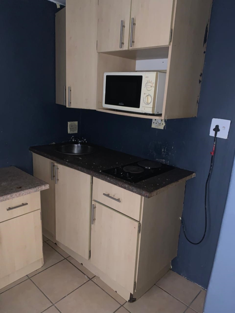 1 Bedroom Property for Sale in Brandwag Free State